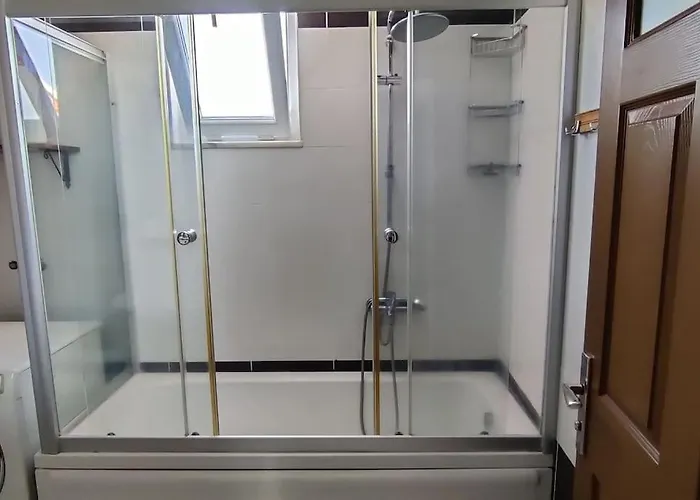 Vila Arslan With Pool