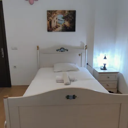 Arslan With Pool Villa