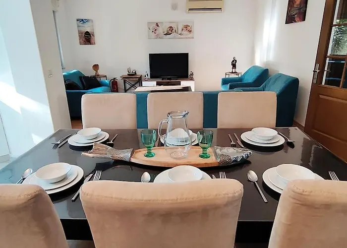 Villa Arslan With Pool Marmaris