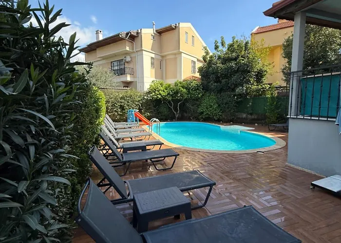 Arslan With Pool Villa Marmaris